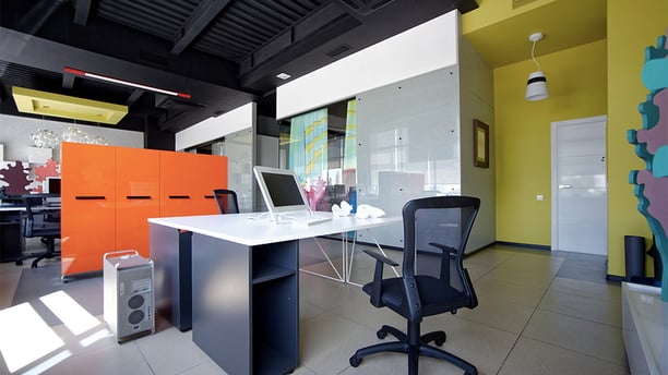 colorful-office-workdesk